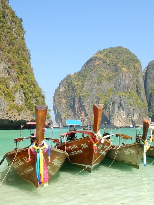 Explore the Phi Phi Island from Phuket