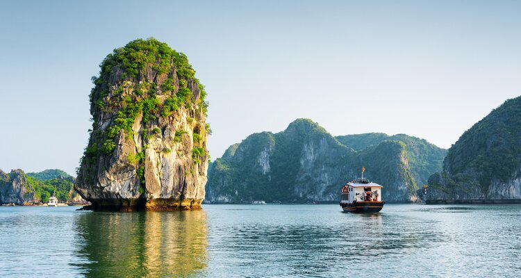 cruise at Halong Bay