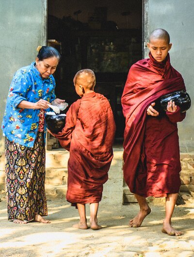 Experience Buddhist alms-giving