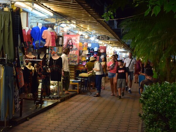 Chiang Rai night market