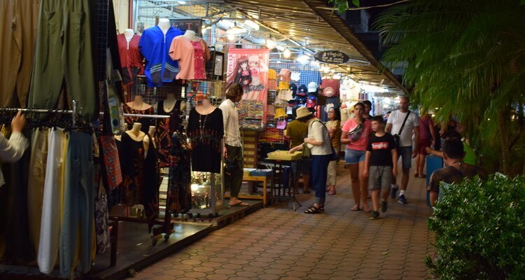 chiang rai night market