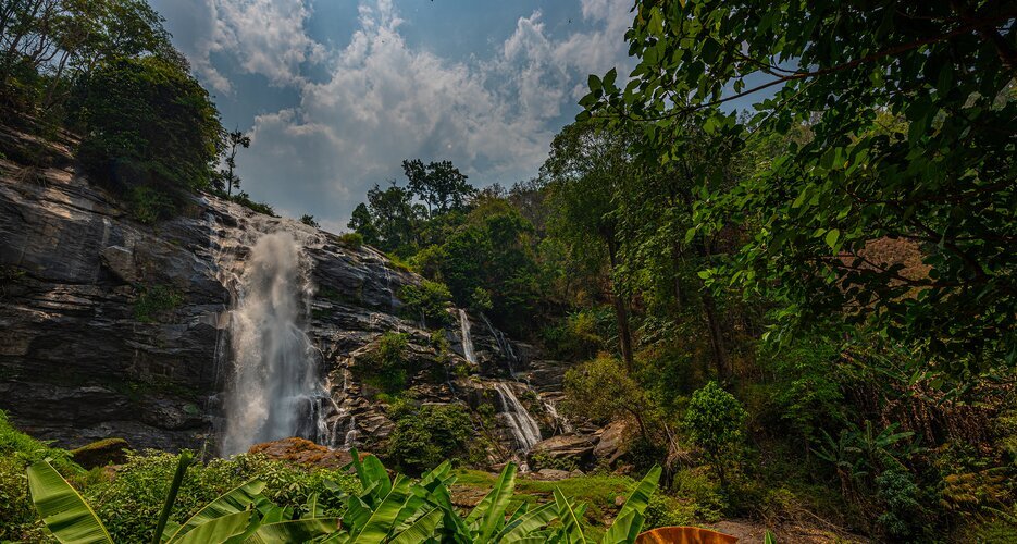 Wachirathan Waterfall in April