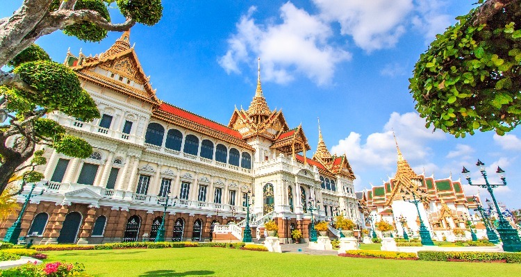 Visit the Grand Palace in july