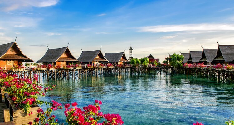 Beautiful overwater resorts in Malaysia