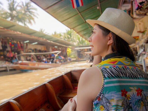 Cruise on the canals on a long-tail boat