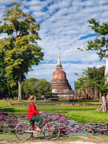 Cycling around Sukhothai Historic Park