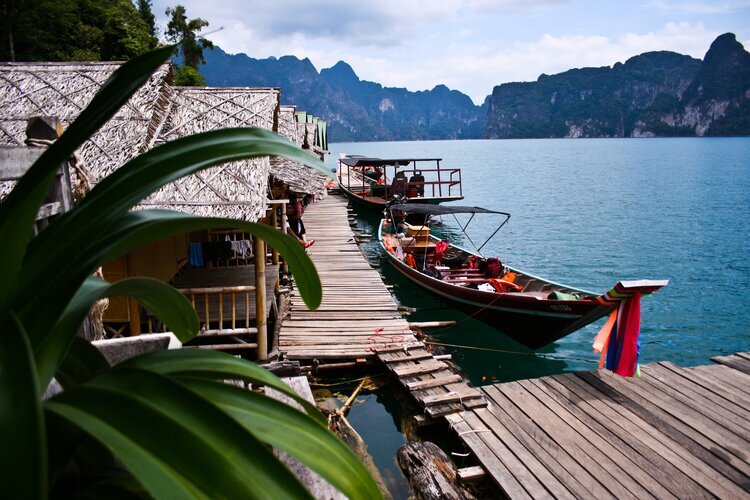 Stay on Cheow Lan Lake in khao sok