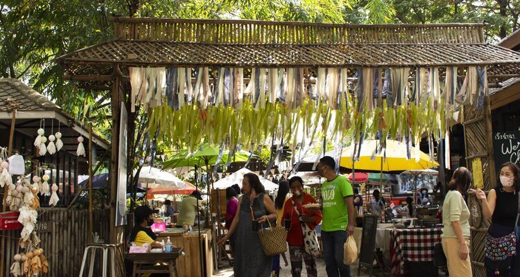 daytime market