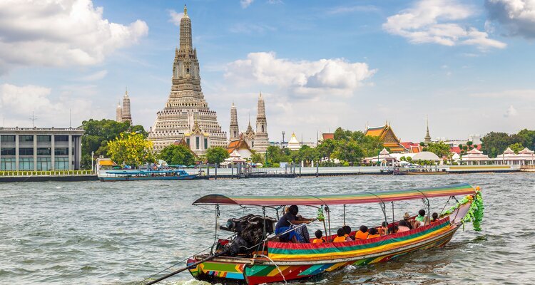 Long Tail Boat Ride in Bangkok