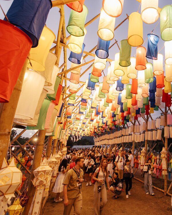 Chiang Mai Yi Peng Lantern Festival