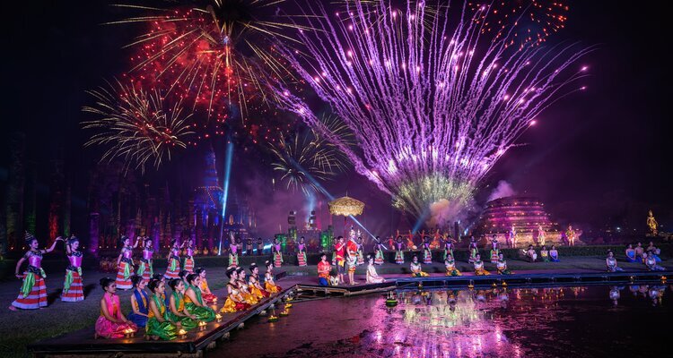 sukhothai loy krathong