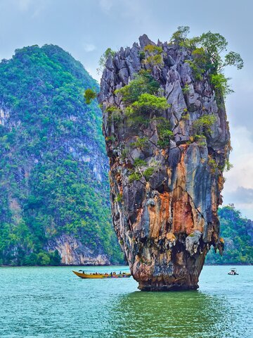 james bond island