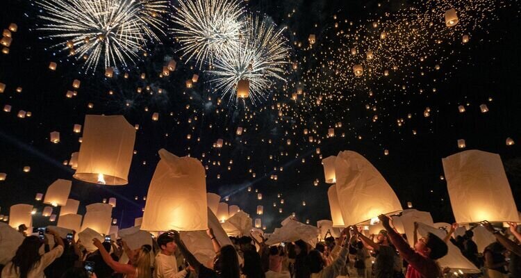 Chiang Mai Yi Peng Festival