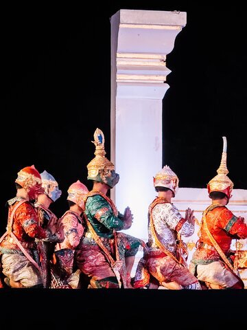 the evening light and sound show in Sukhothai