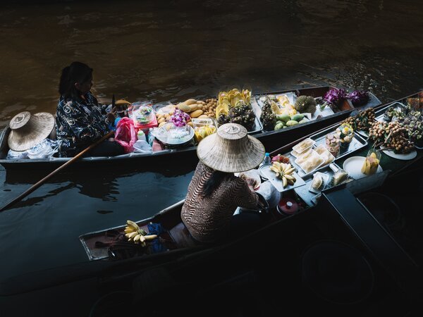 Damnoen Saduak Floating Market