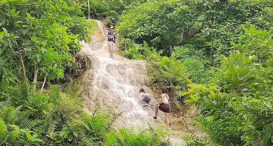 Sticky Waterfall