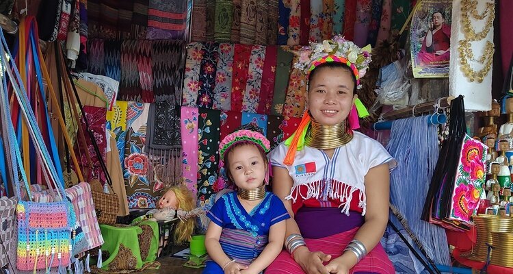 Long Neck Tribe, Chiang Mai