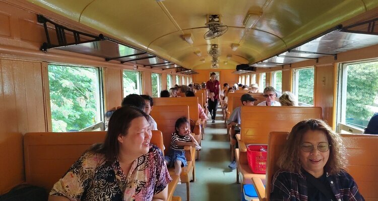 the 3rd class train in thailand
