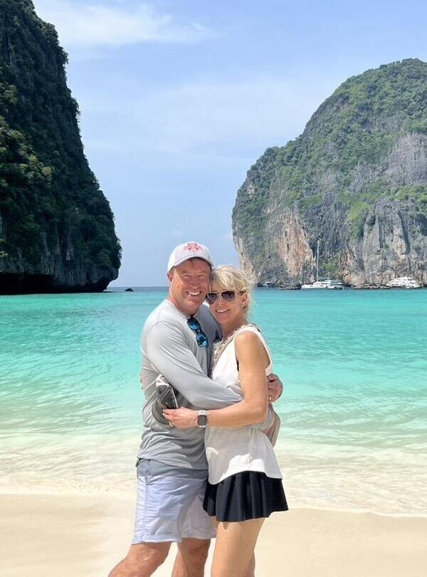 Honeymoons & Romantic Retreats