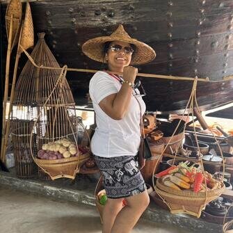Experience Bangkok local life
