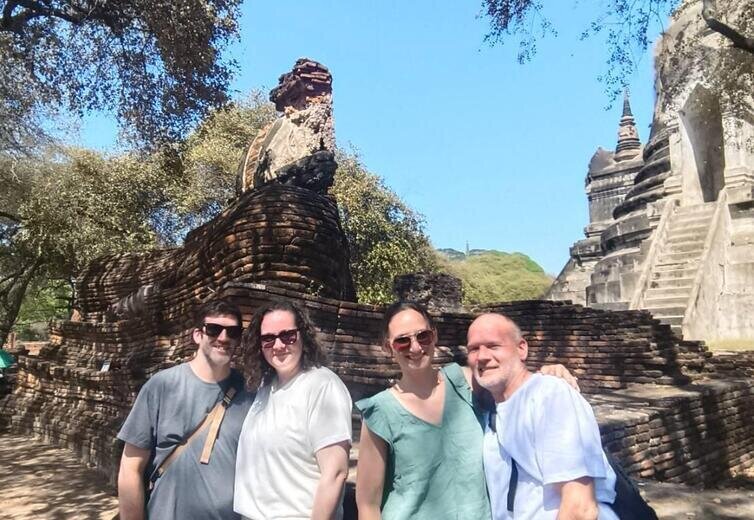 Our customers are visiting the Wat Phra Si Sanphet.