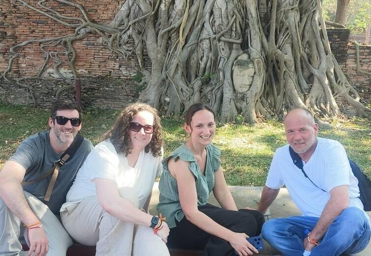 Our customers are visiting the Wat Mahathat.